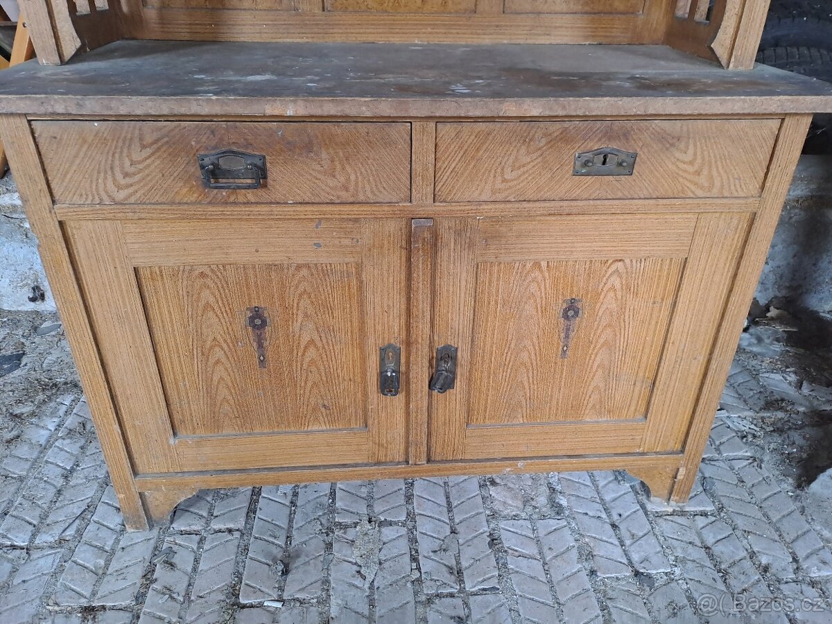 babiččin kredenc na chalupu - krásný stav - 5