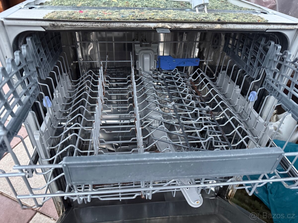 Vestavná myčka BEKO DSN 6841 FX - 5