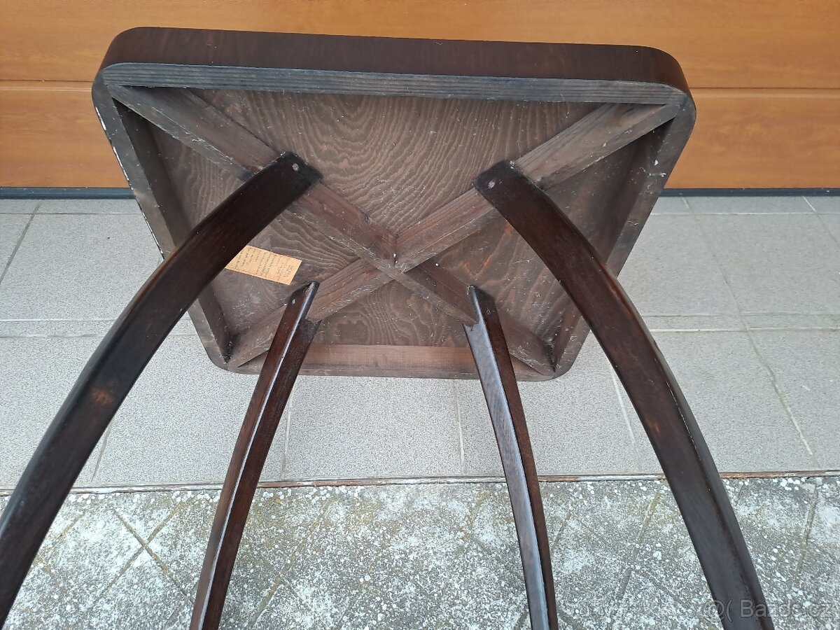 konf. stolek J. HALABALA - pavouk - 5