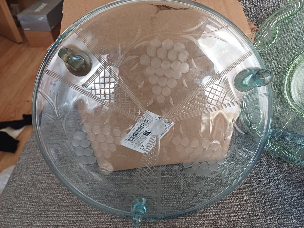 Skleněné mísy a tacy - 5