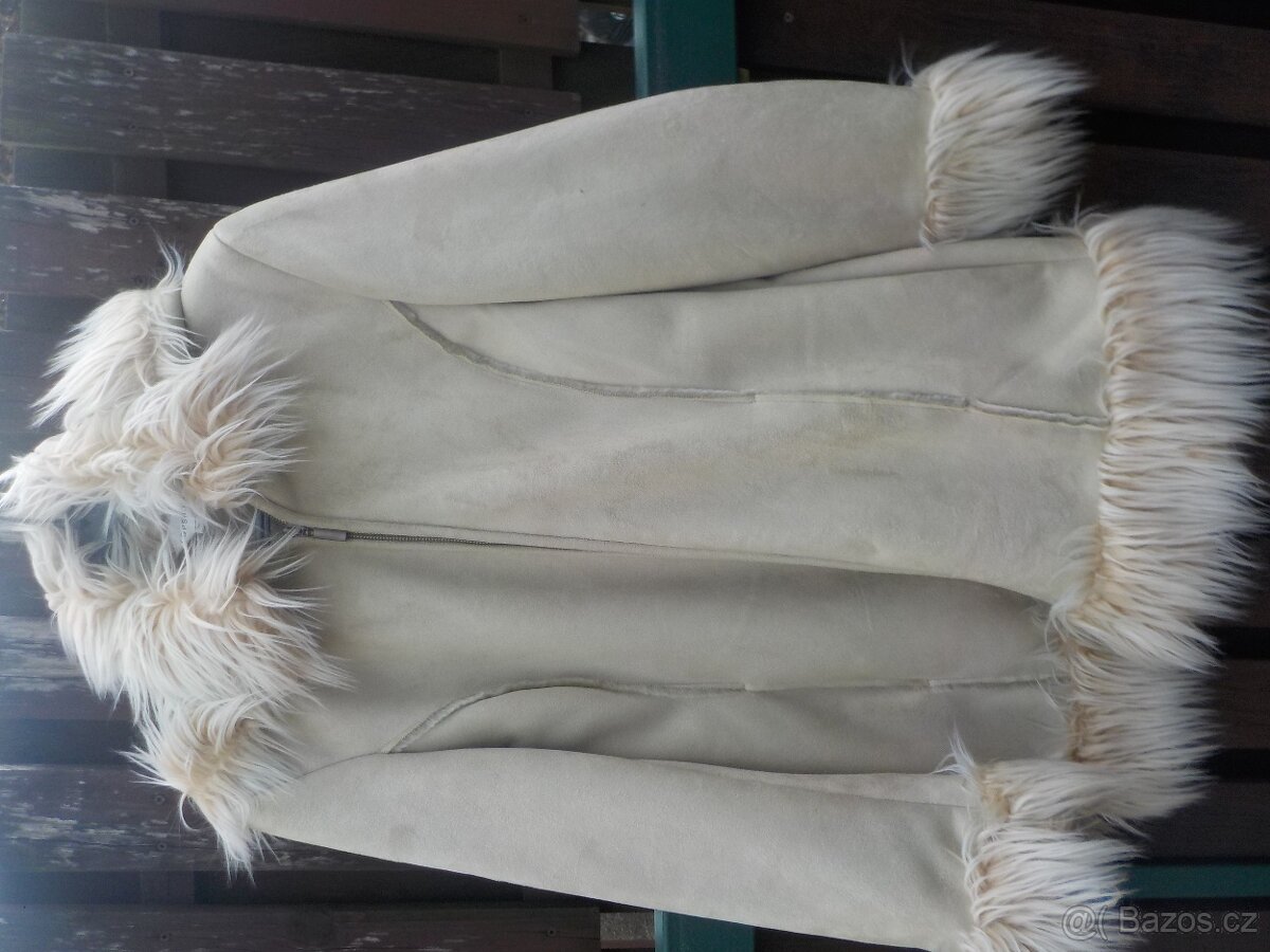 Zimní kabáty,kožichy bundy... - 5