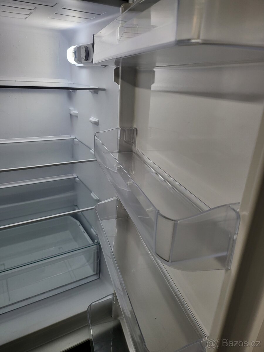 šedá lednice 170cm, 3šuplíky v mrazáku - 5