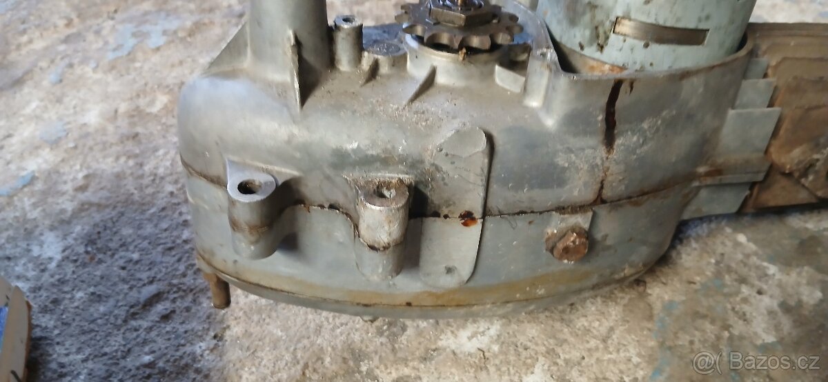 Jawa 555 / 550 pařez- motor. - 5