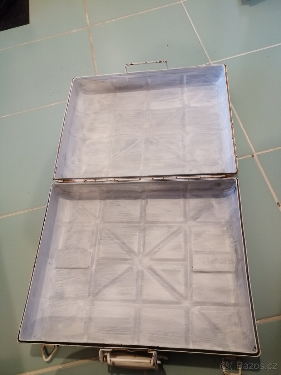 Kufr na granáty - 5