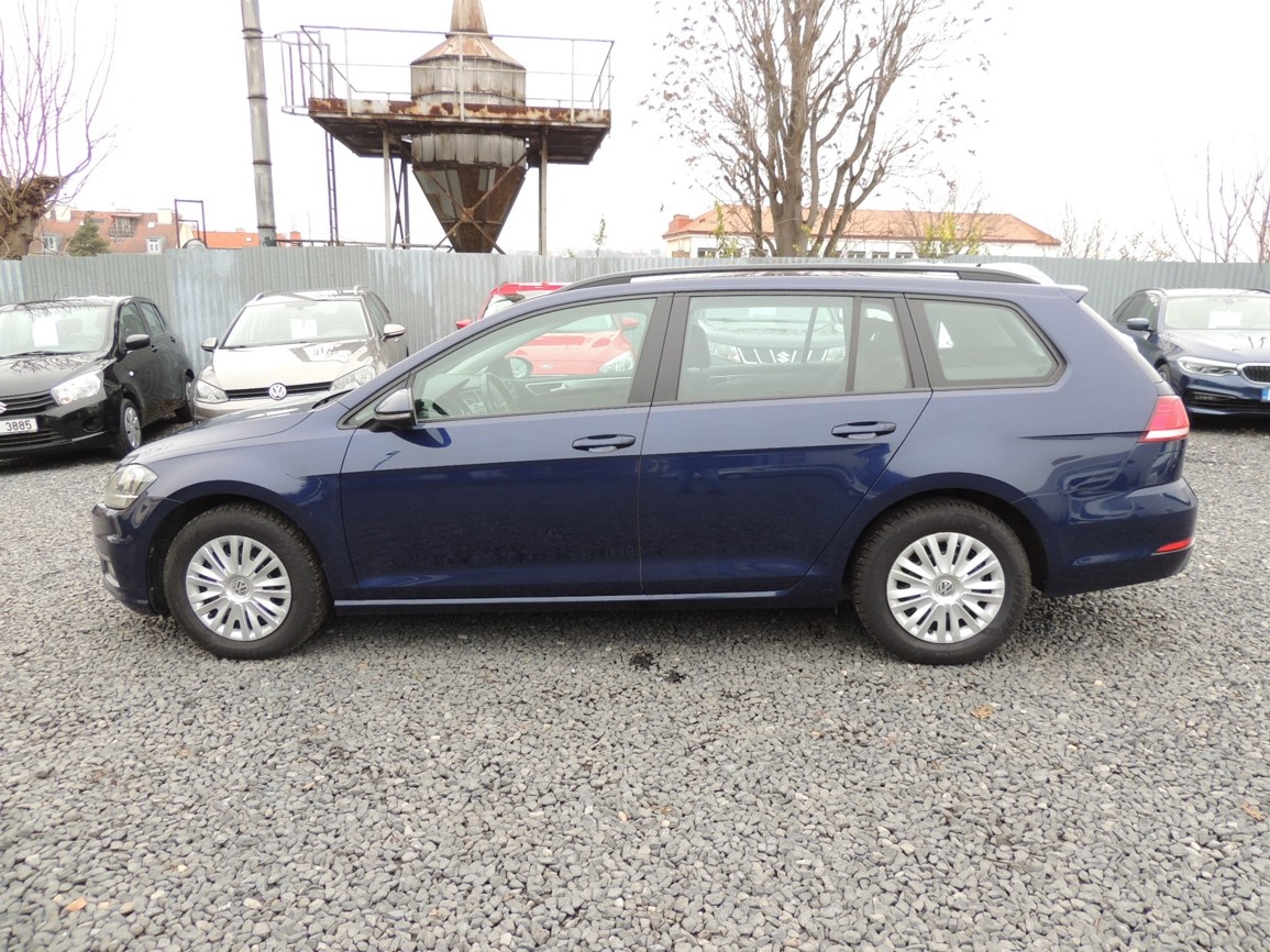 VW Golf Variant 1.6TDi,85kw,DSG,2019,2.majitel,-21%DPH - 5
