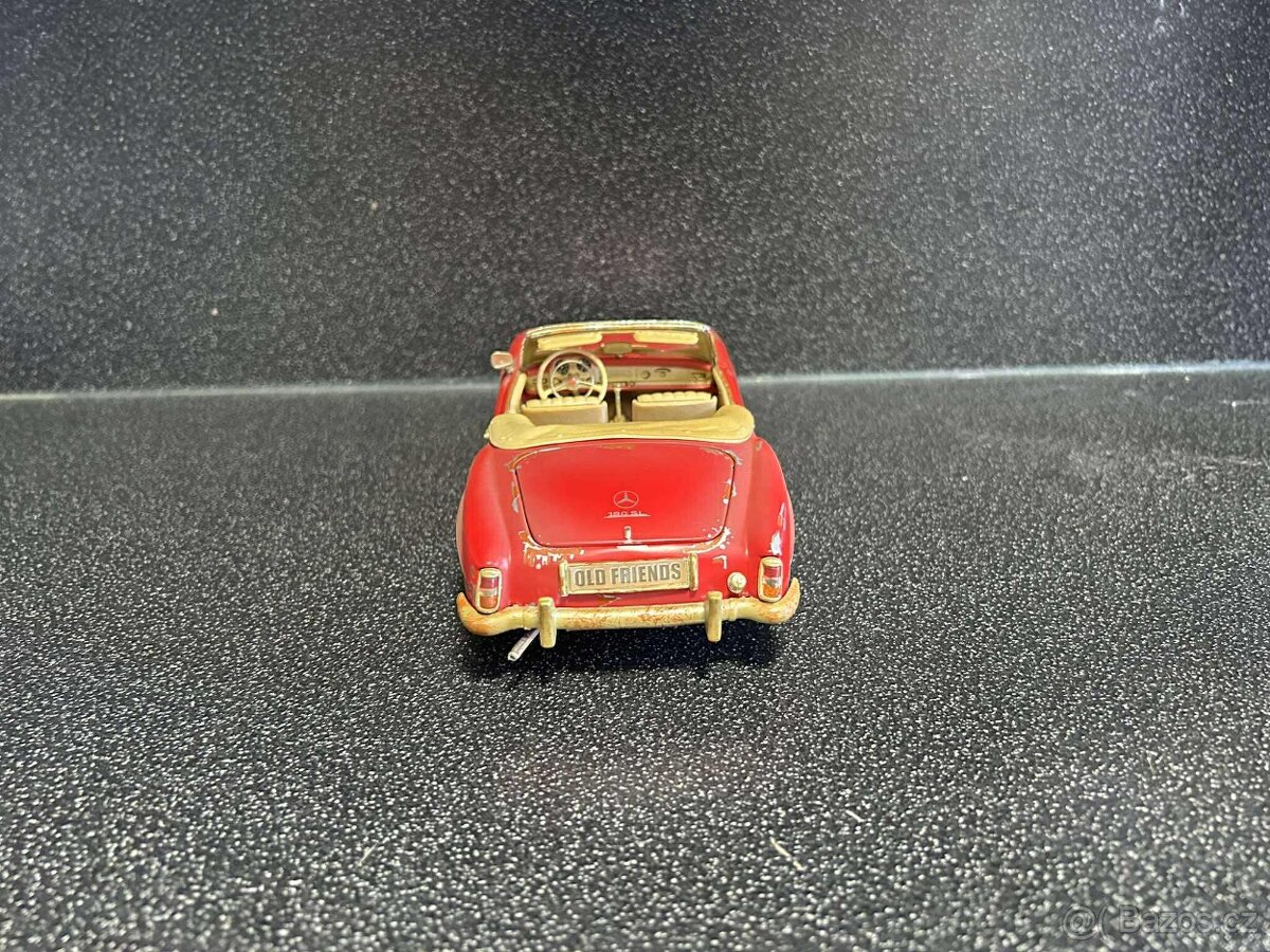 Mercedes Benz 190 SL 1:18 - 5