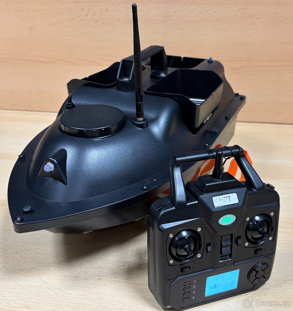 Tříkomorová ČERNÁ loďka GPS s baterií 12000mAh včetně obalu - 5