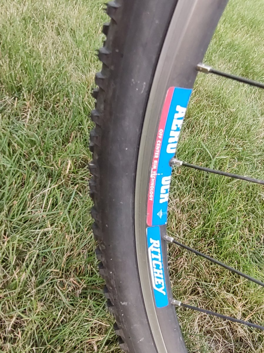 Trekové , horské kolo - 5