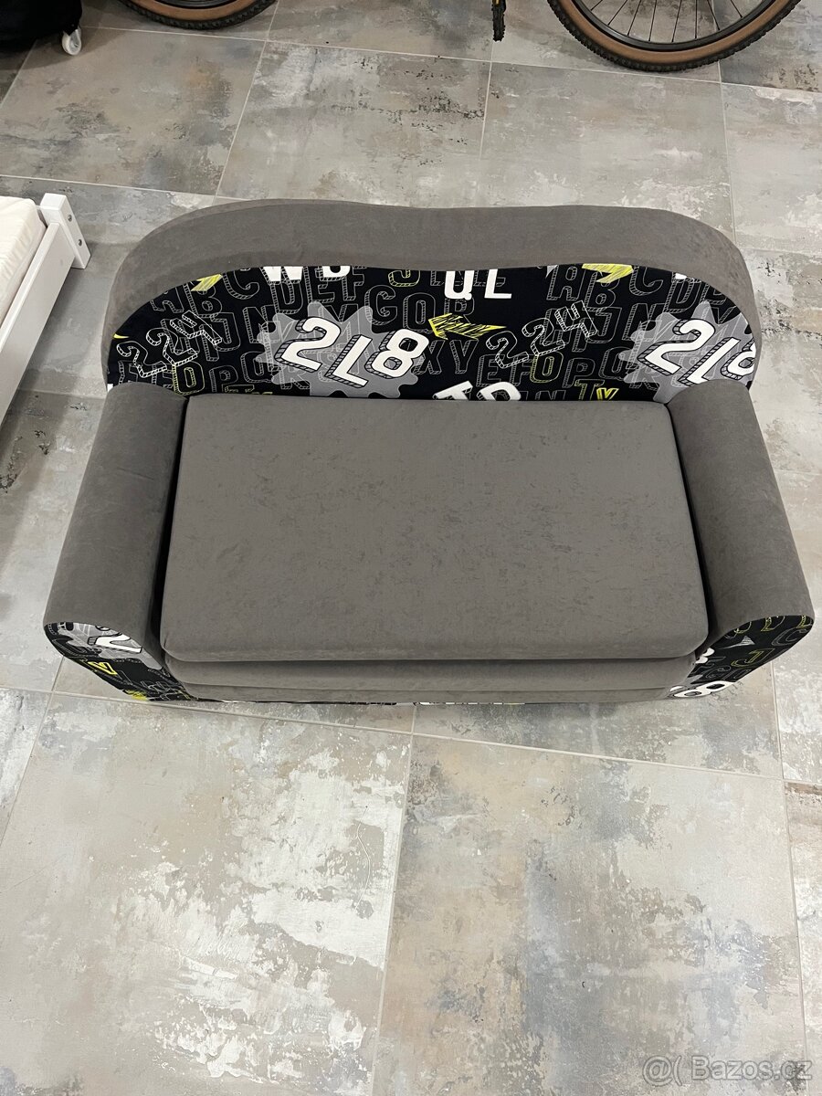 Dětská přistýlka + gauč - 5