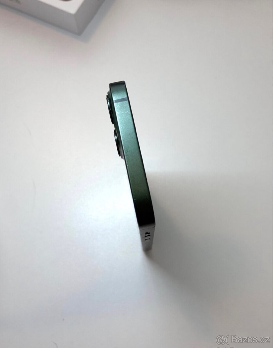 iPhone 13 128gb zelený, 87% baterie - 5