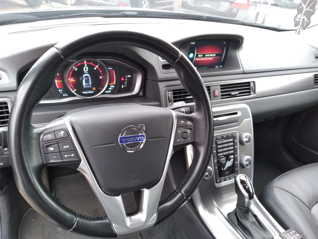 VOLVO V70 D3 DRIVE-E ECO 2.0D NAVI,AT,SERVISKA - 5