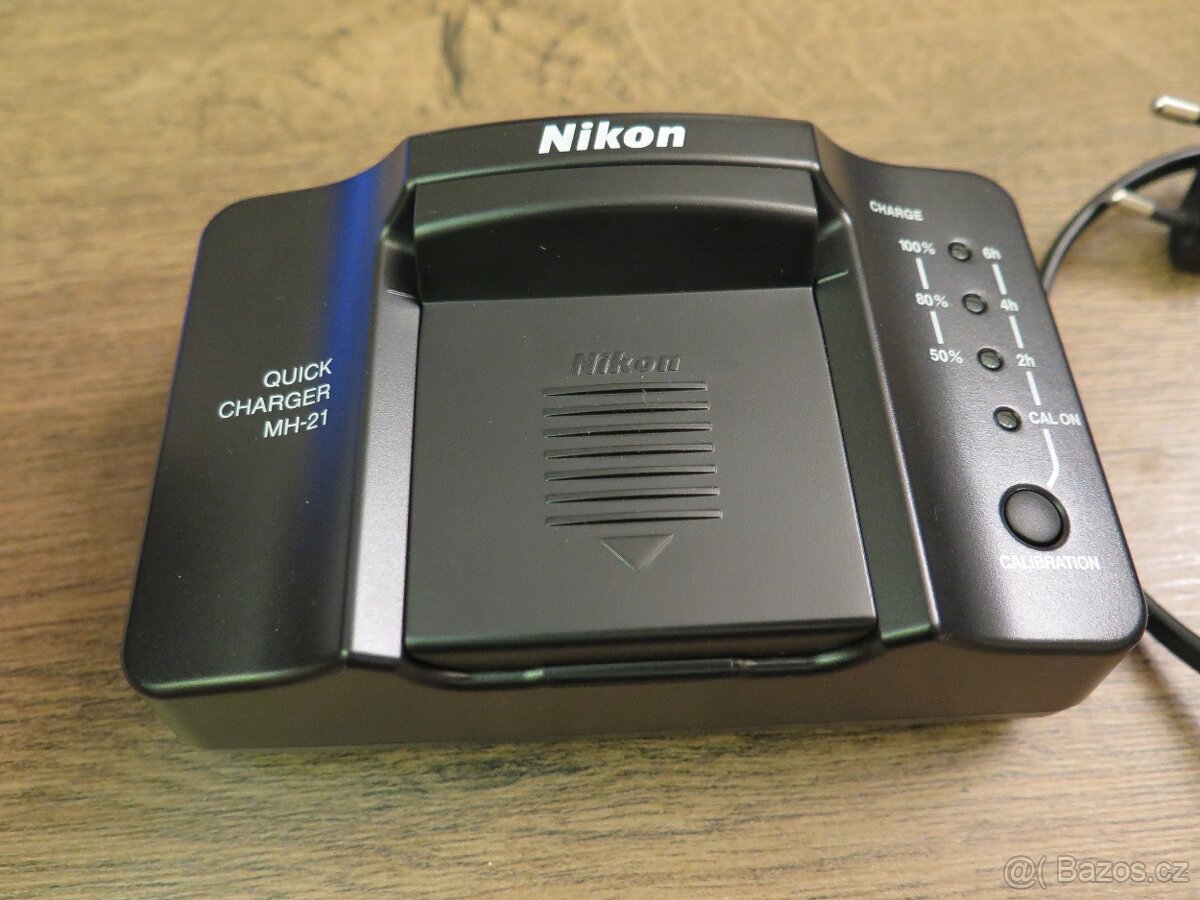 Nikon MH-21 rychlonabíječka pro EN-EL4 - 4a - 5