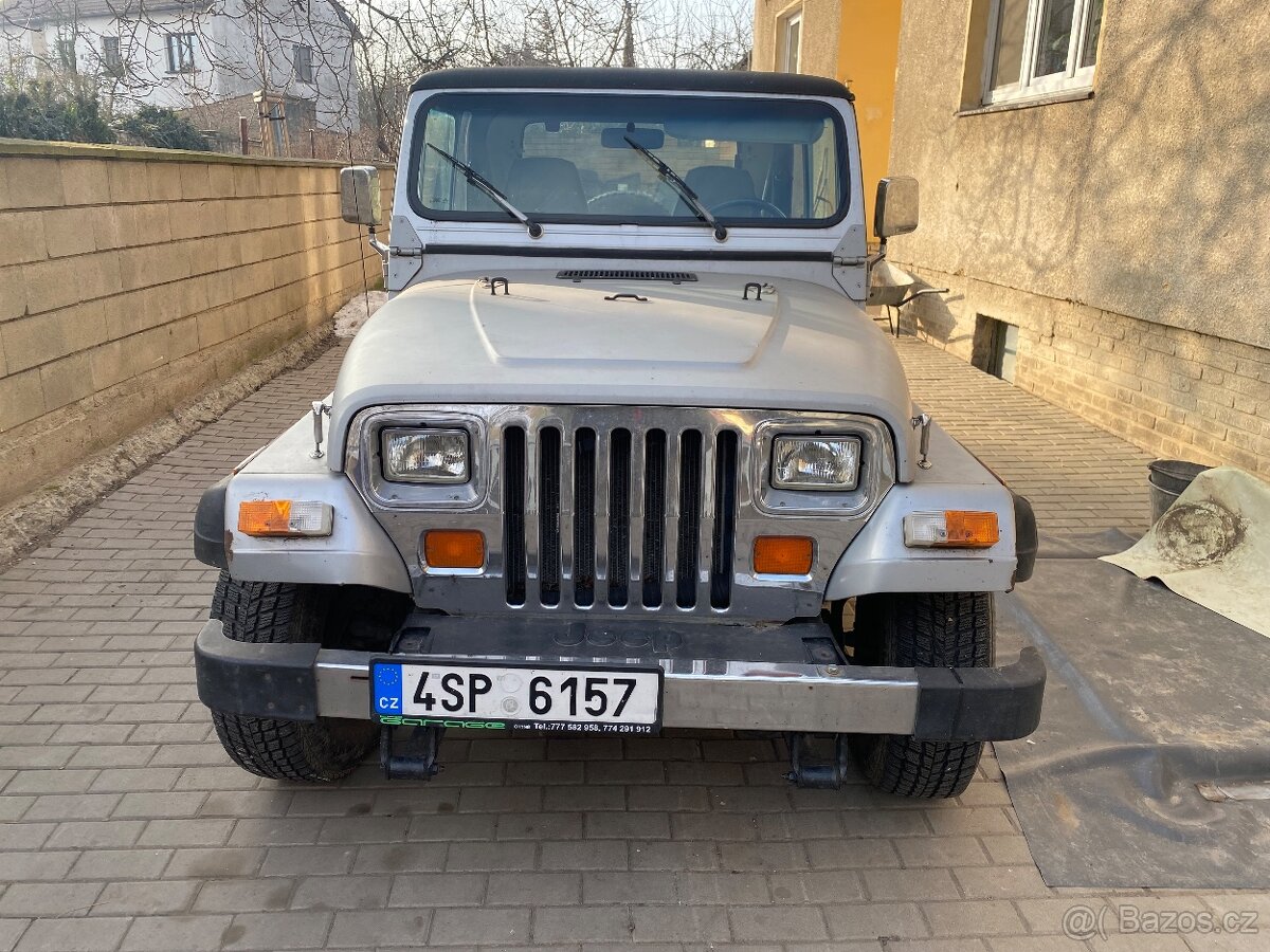 Jeep Wrangler - 5