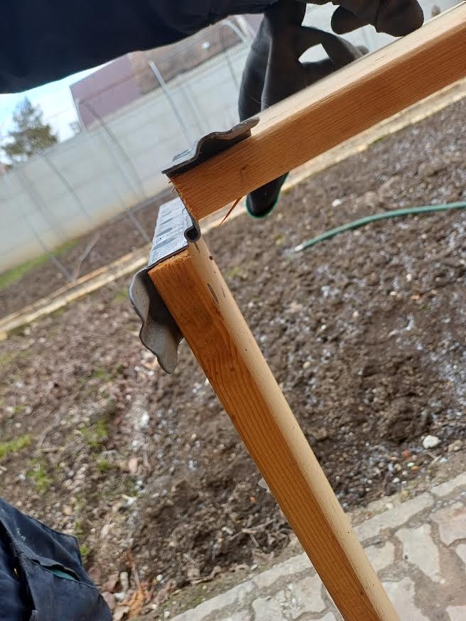 Ohradky na vyvýšený záhon. - 5