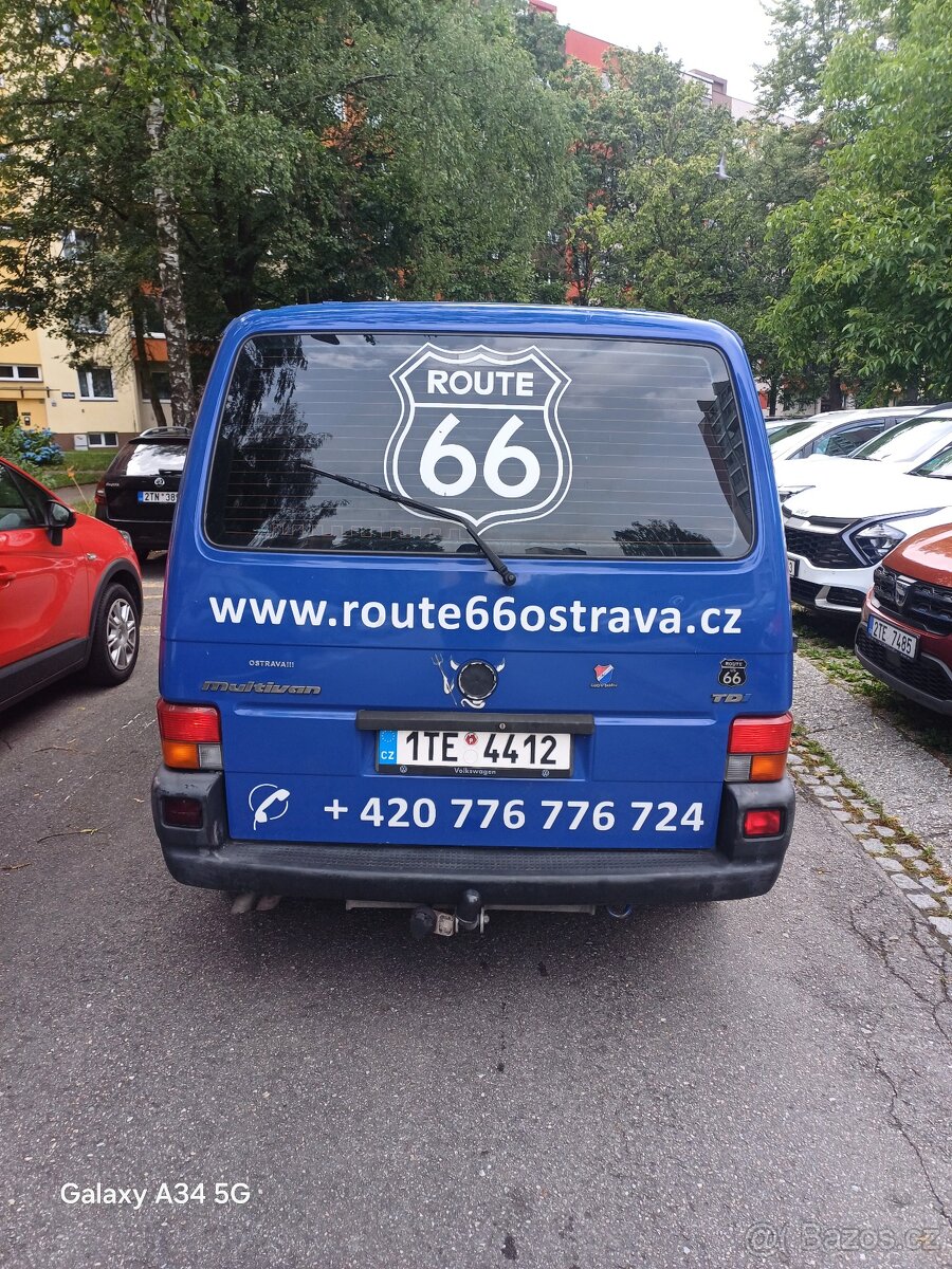 Volkswagen Multivan - 5