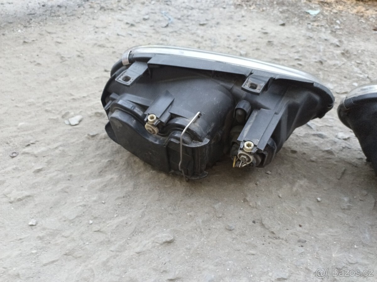 Vw Golf IV - Přední světla - 5
