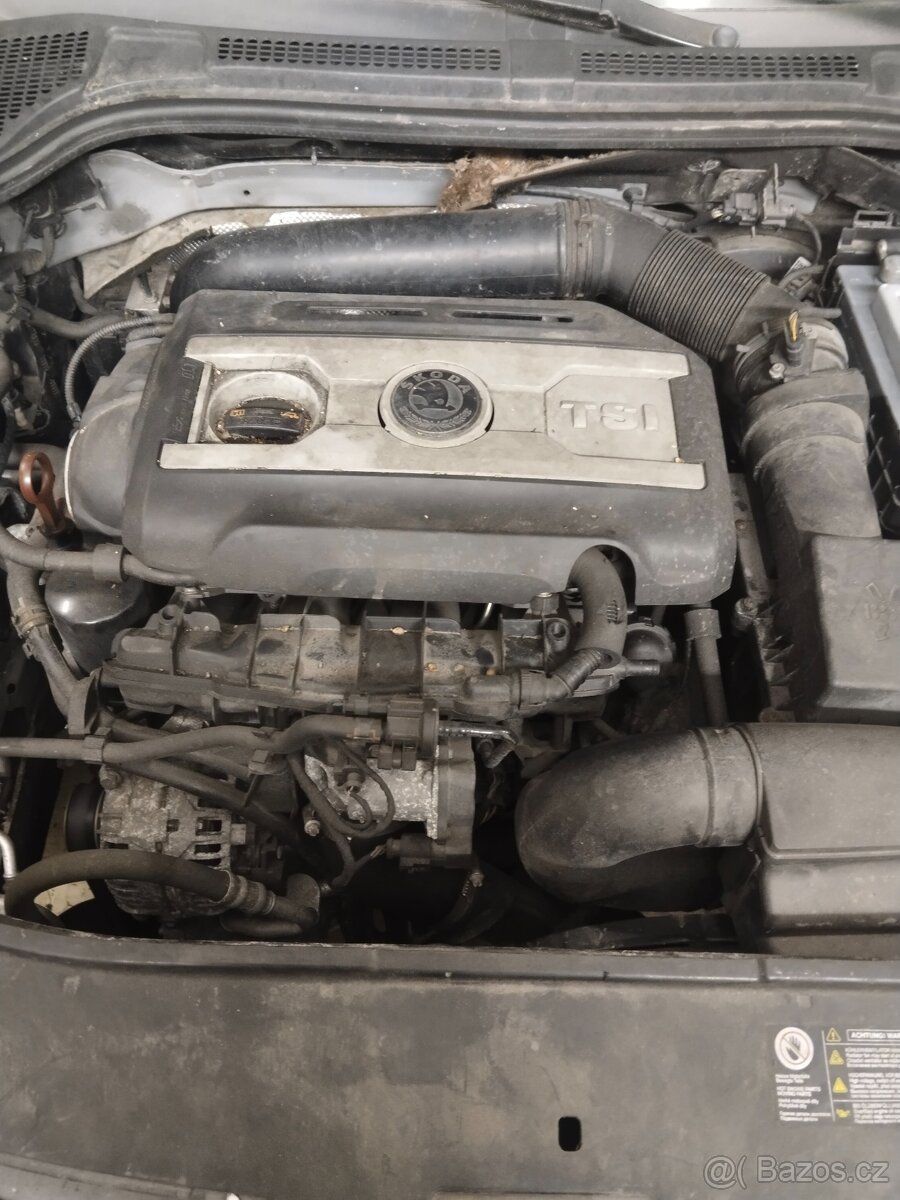 Škoda Superb 2 combi 1,8tsi motor ok na díly - 5