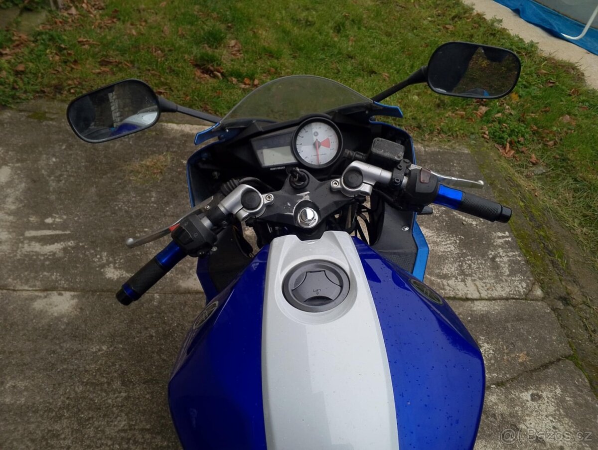 Yamaha YZF R125 - 5