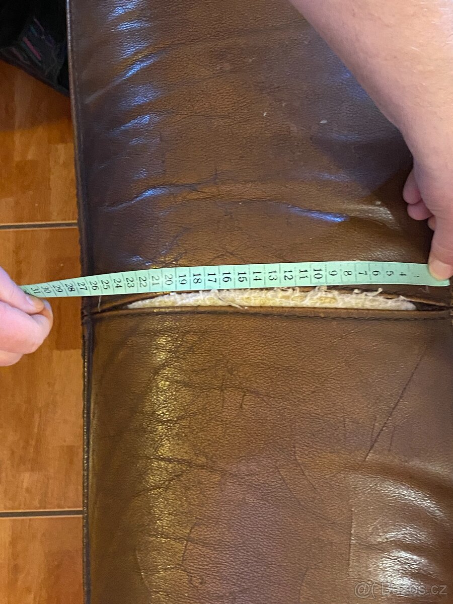 Rustikální masivní pohovka - 5