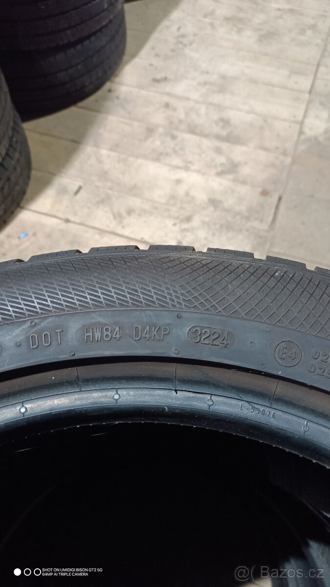 Zimní pneumatiky 235/50r19 - 5