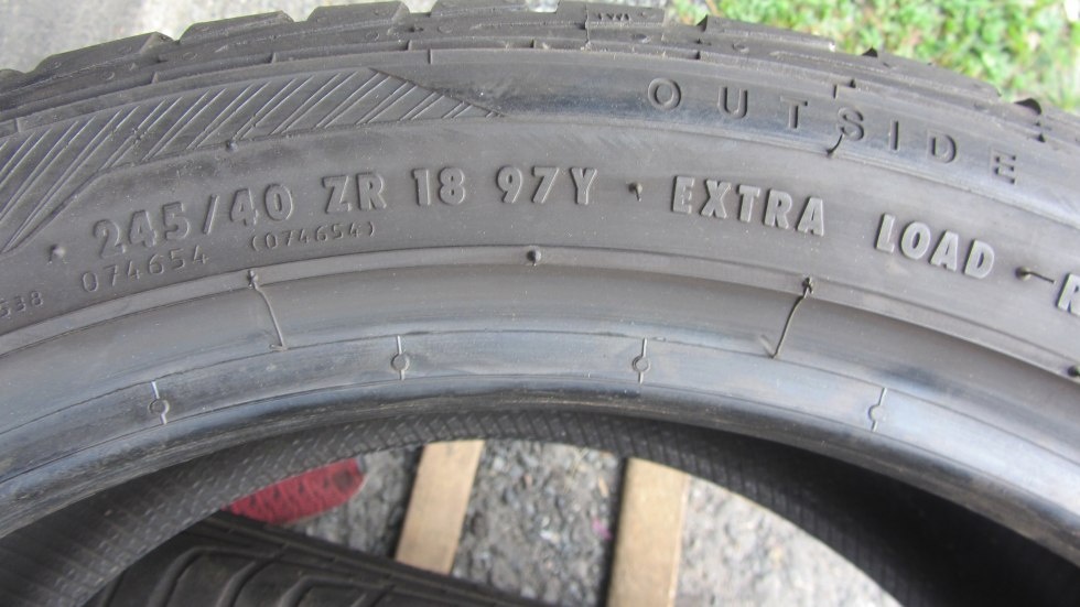 Letní pneu 245/40/18 Barum - 5