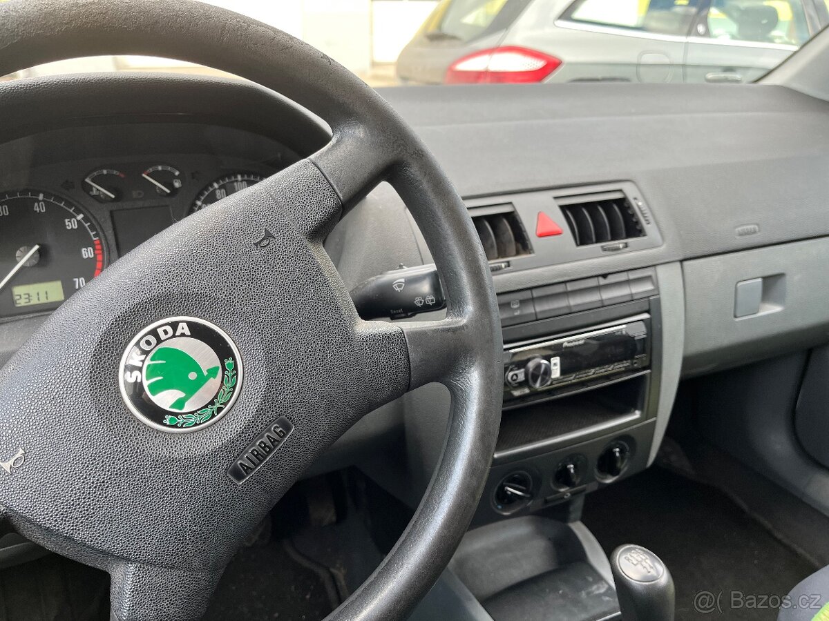Škoda Fabia - 5