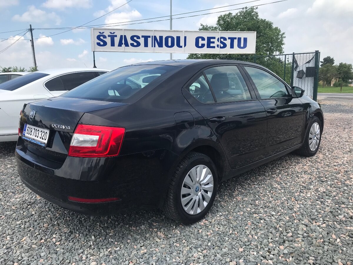 Škoda Octavia, 1.6 TDI 85 KW,TEMPOMAT,ČR... - 5