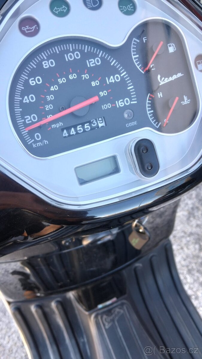 Vespa GTS 125 i.e. (2012) - 5