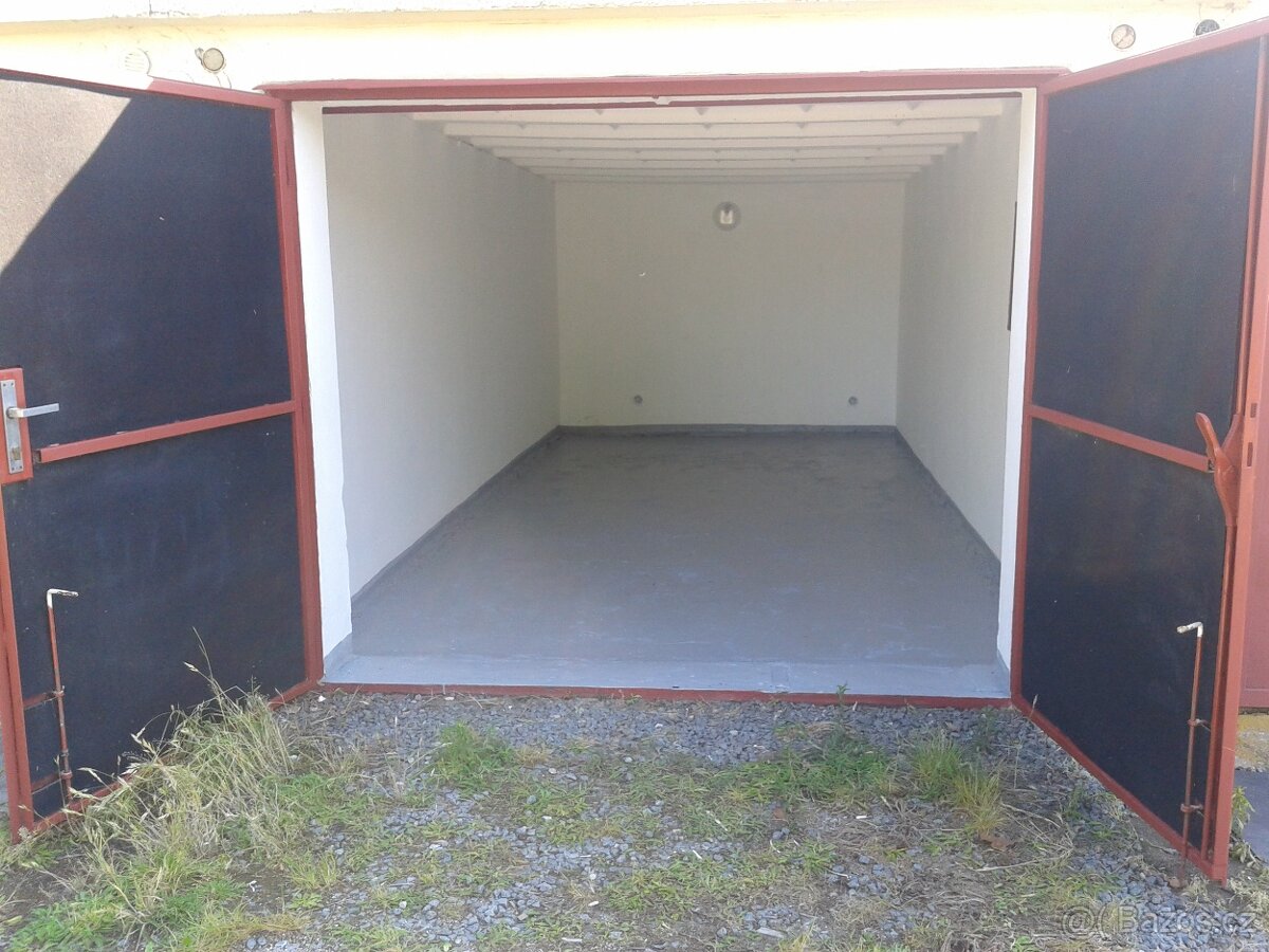 Pronájem garáže v Táboře - 5