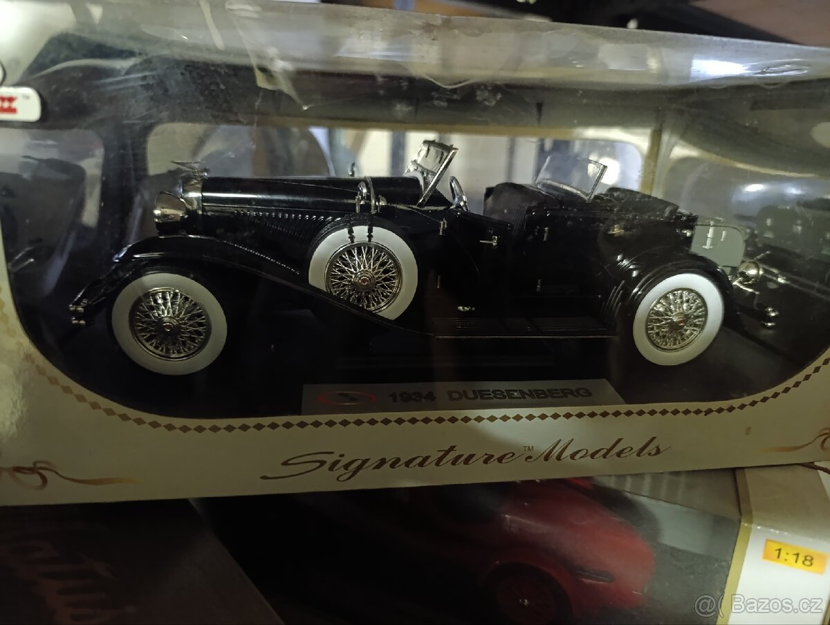 Signatury Models - 5