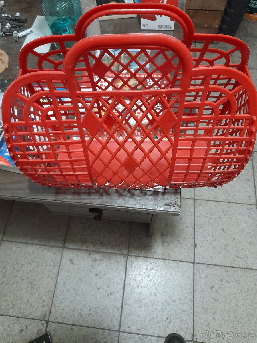 RETRO KOŠÍK - 5