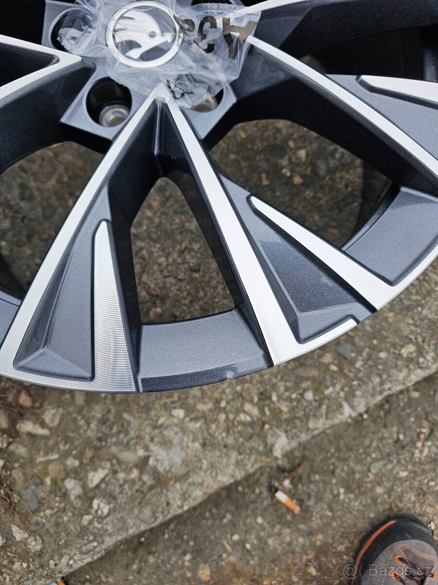 1ks Alu kolo ŠKODA DOFIDA 18" - 5