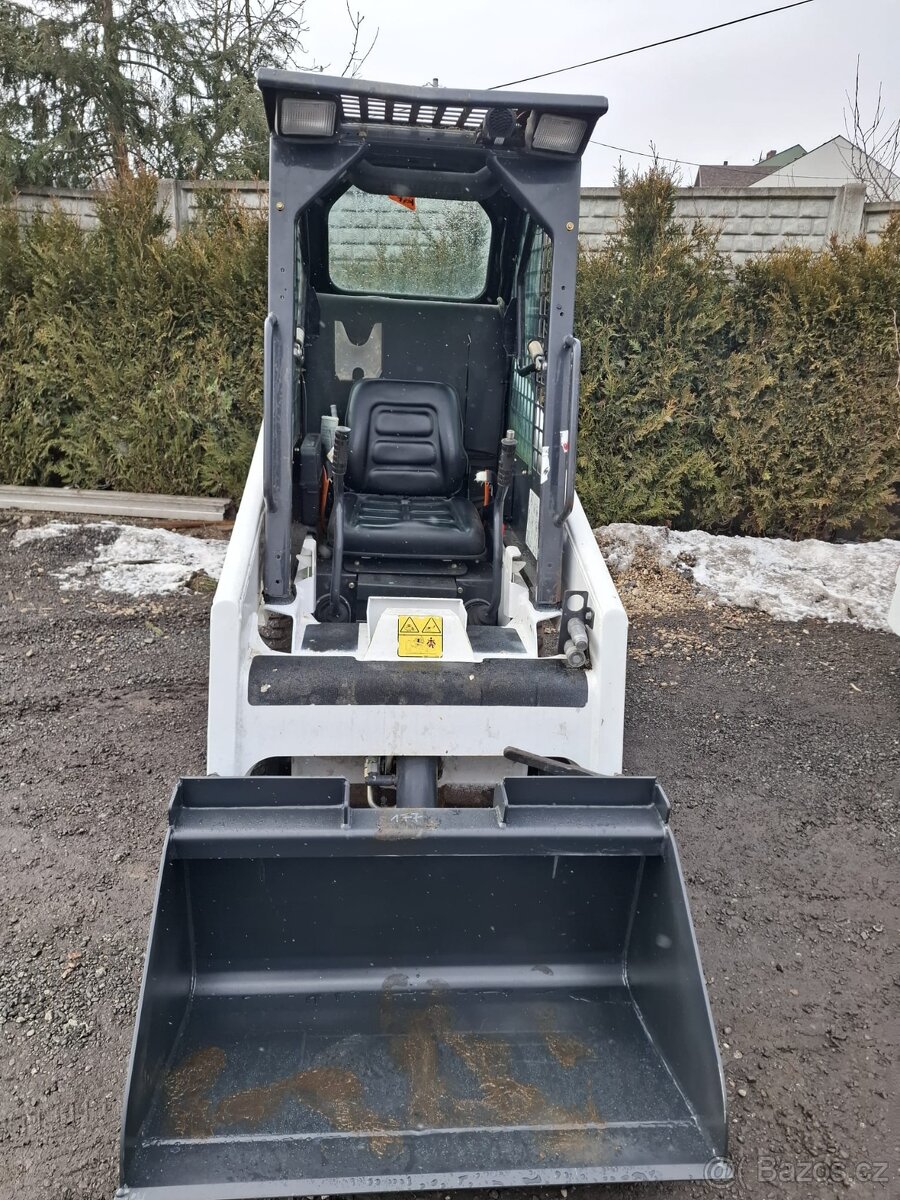 Kolový nakladač BOBCAT S70 cat avant - 5
