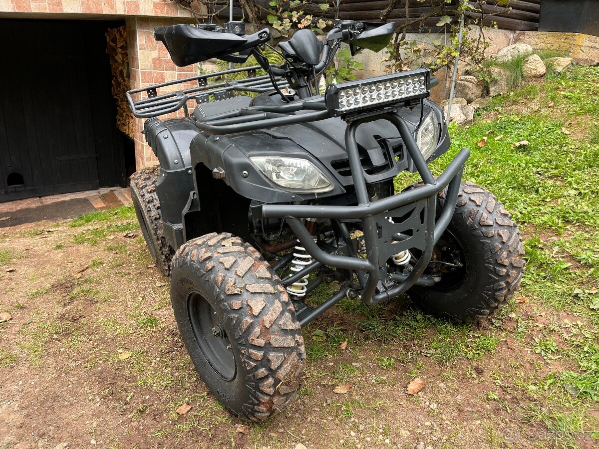 Čtyřkolka 250ccm