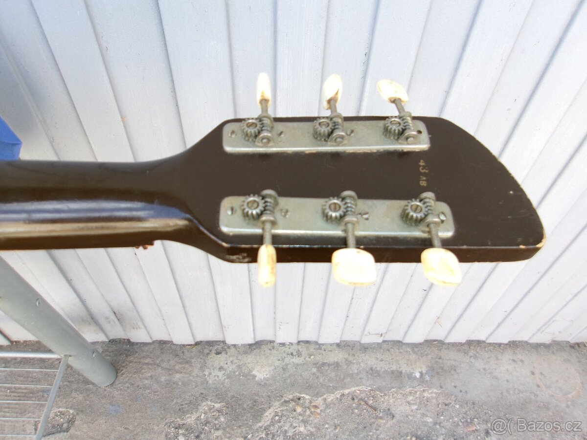 stará kytara - 5