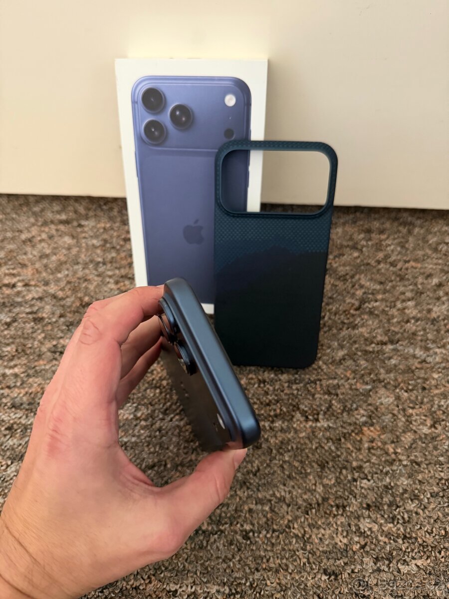 Apple iPhone 17 Pro Max 512gb Deep Blue. iStyle CZ. - 5