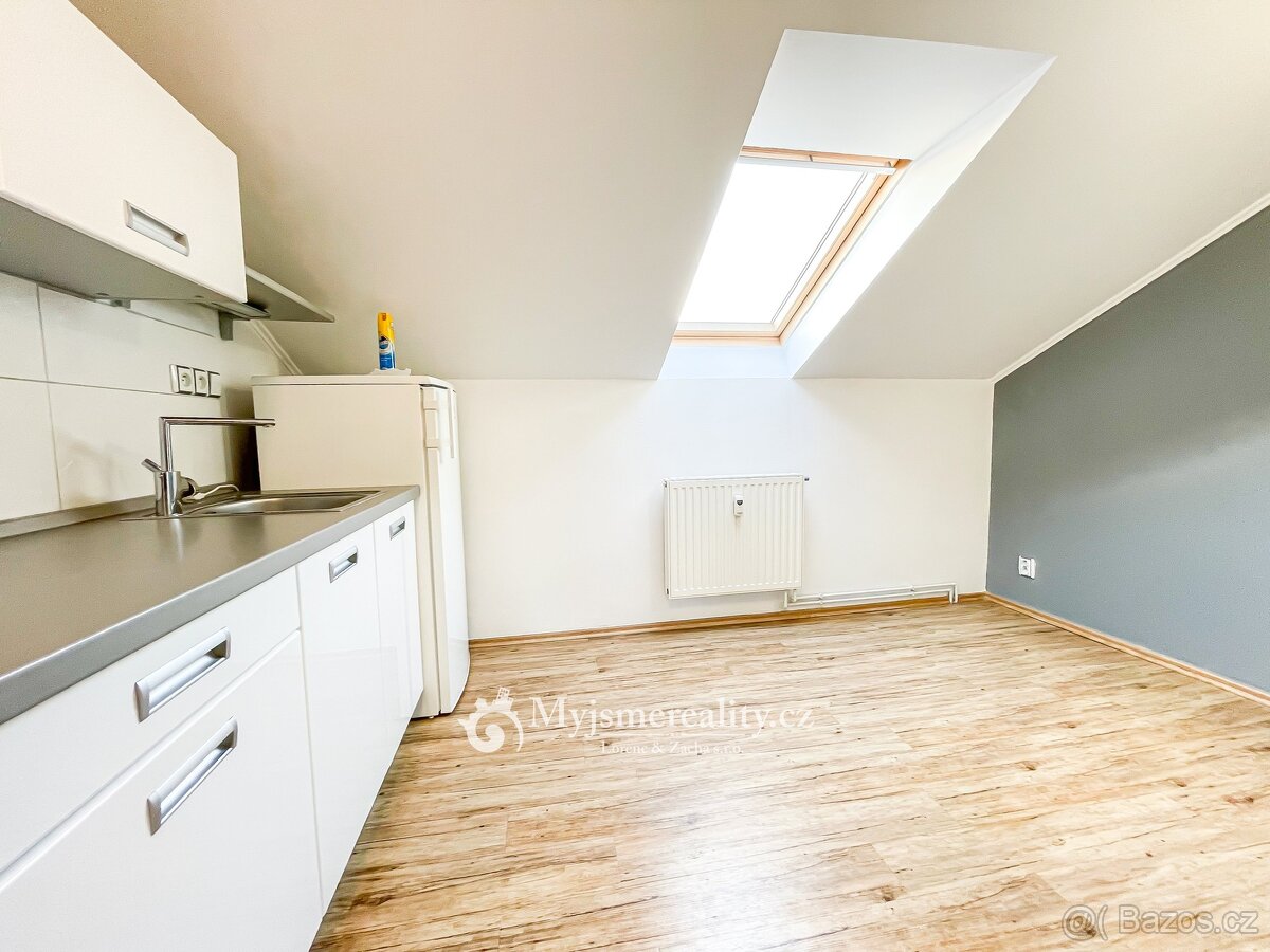 Pronájem cihlového bytu 1+1, 40 m², Znojmo, ul. Jiráskova - 5