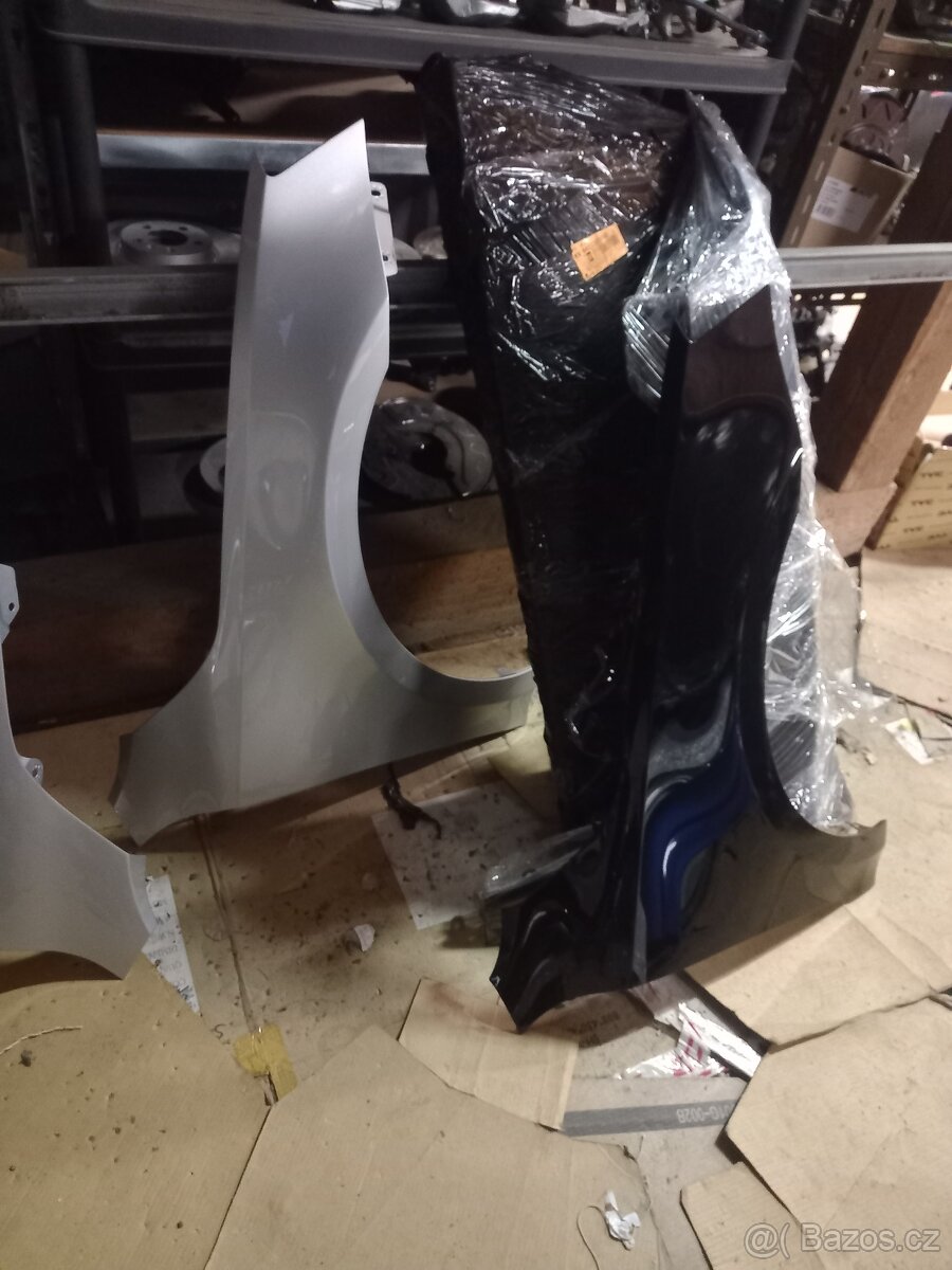 Škoda octavia fabia blatník jakákoliv barva, kus 3500,- - 5