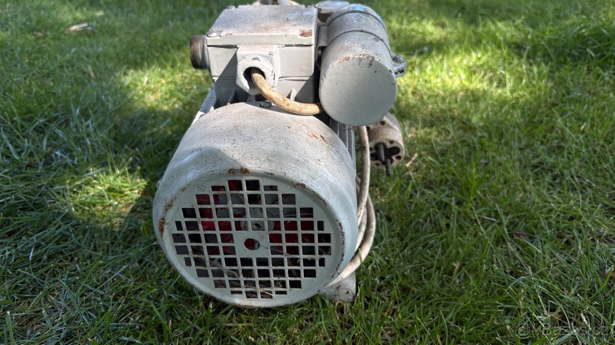 Čerpadlo potravinářské Bronz 220V 1f - 5