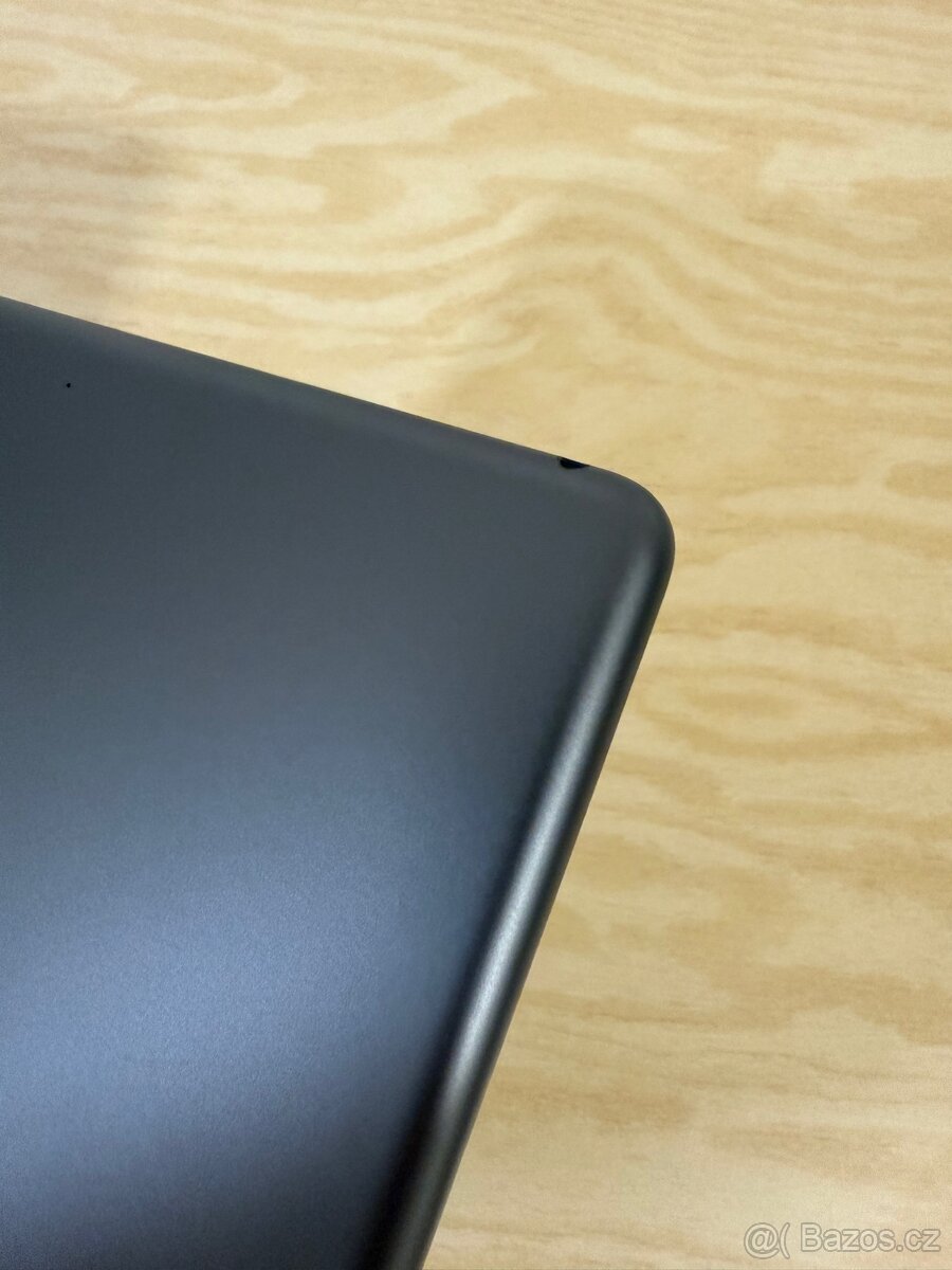 Apple iPad 10.2 (2019) - 5