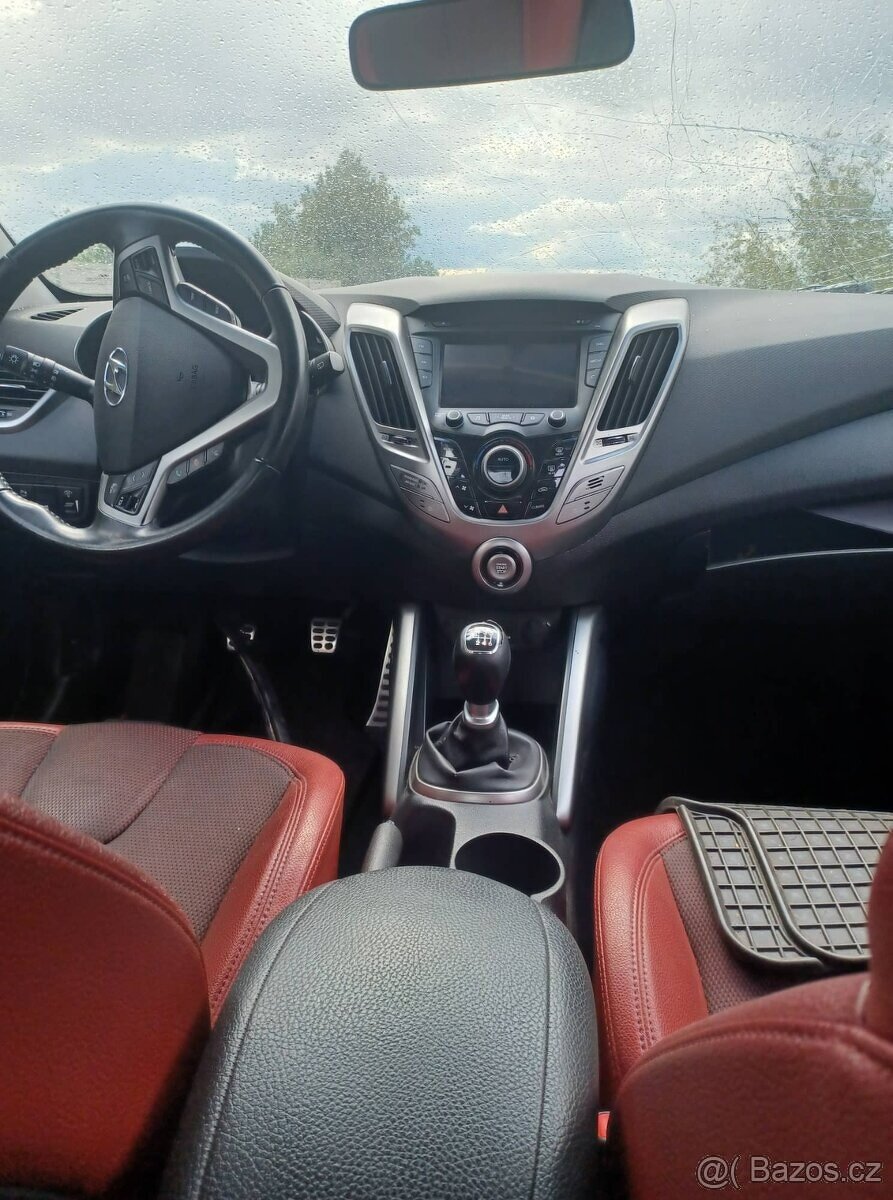 Rozpredám Hyundai Veloster 1.6GDI 103kw G4FD 2012Volať/sms/W - 5