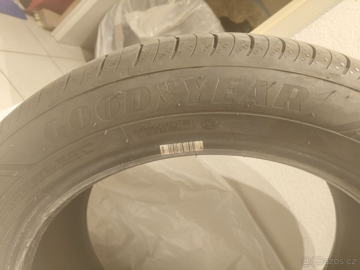 Goodyear EfficientGrip Performance 2 215/50 R17 95W XL - 5