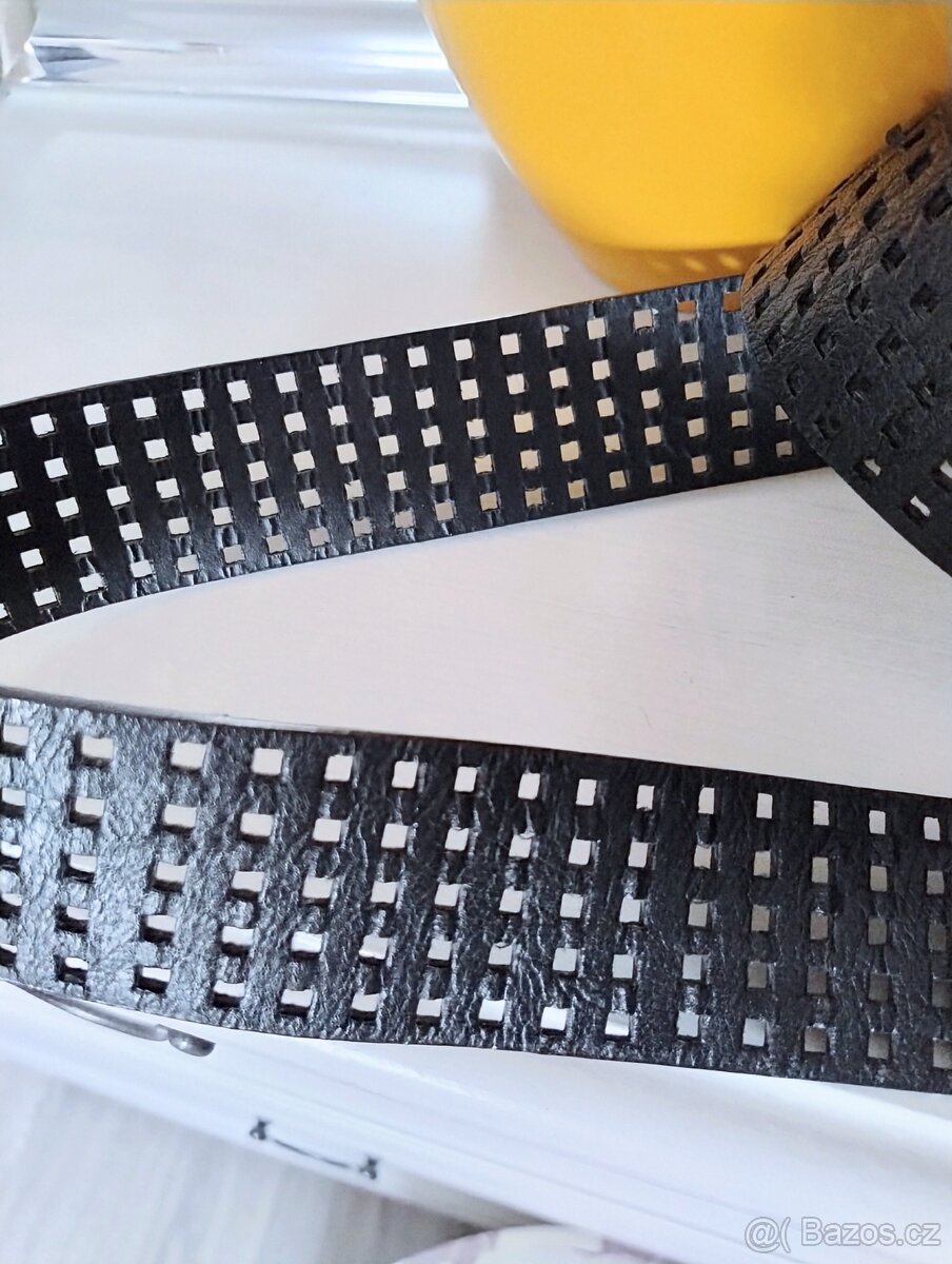 Dámský pásek se stříbrnou sponou - 5