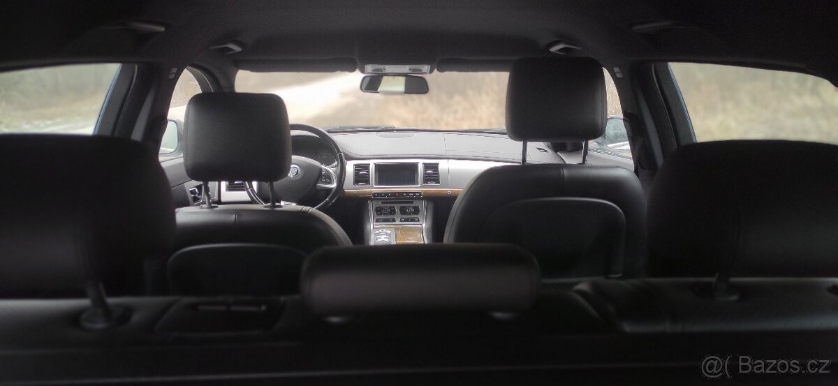 Jaguar XF 3.0D Sportbrake-CZ - 5