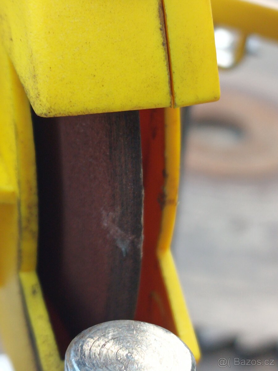 Bruska pilovych kotoučů - 5