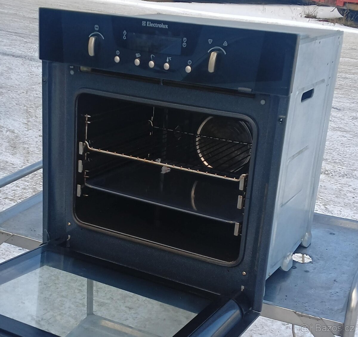 Vestavná trouba Elektrolux černá Multifunkční - 5