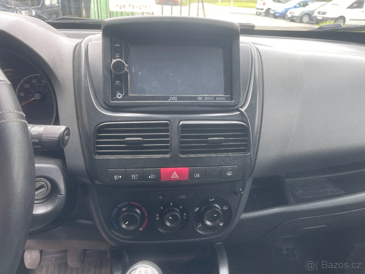 FIAT DOBLO CARGO 1,3 JTD - 5