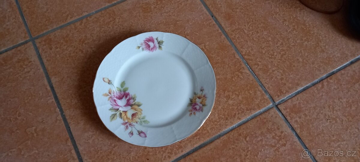 jídelní souprava - motiv růže - 5