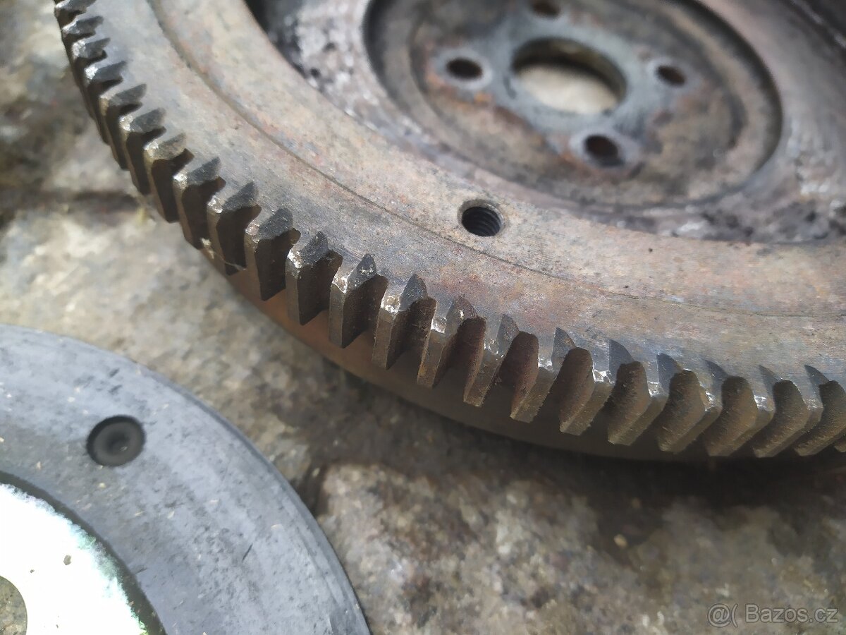 Setrvačníky Škoda - 5