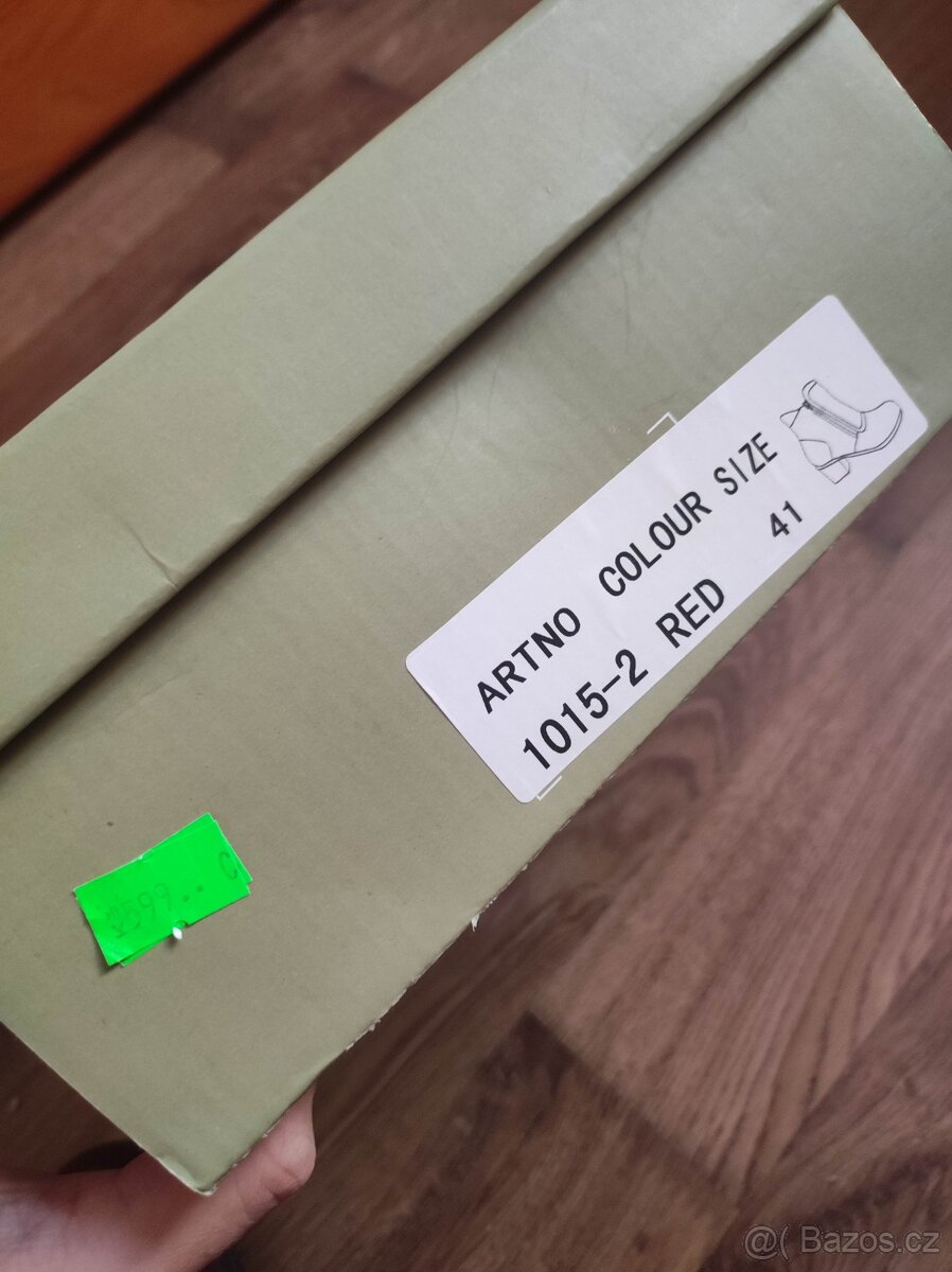 Kotníkové zimní boty s nízkým podpatkem - 5